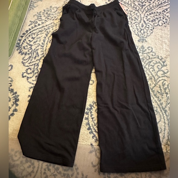 Colsie Black Wide Leg Pants - Picture 1 of 4